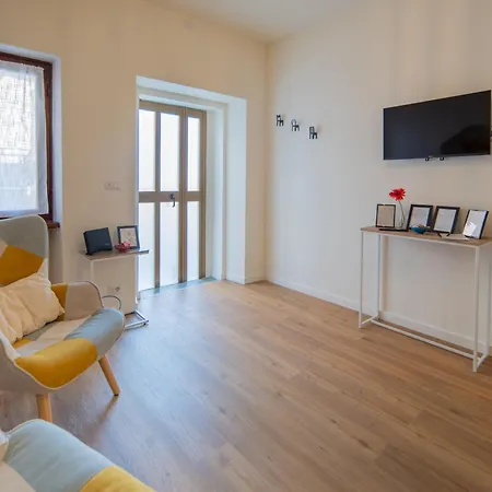 Casa Petra - Wi-fi Gratuito Лено